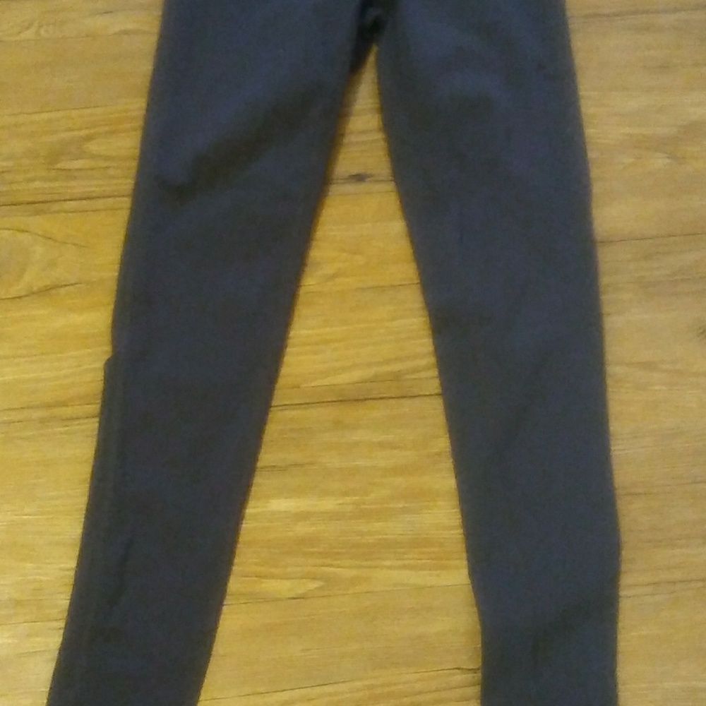 Athleta legging (excellent condition)